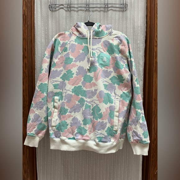 Teddy Fresh Pastel Muted Camo Leaves Hoodie Size M